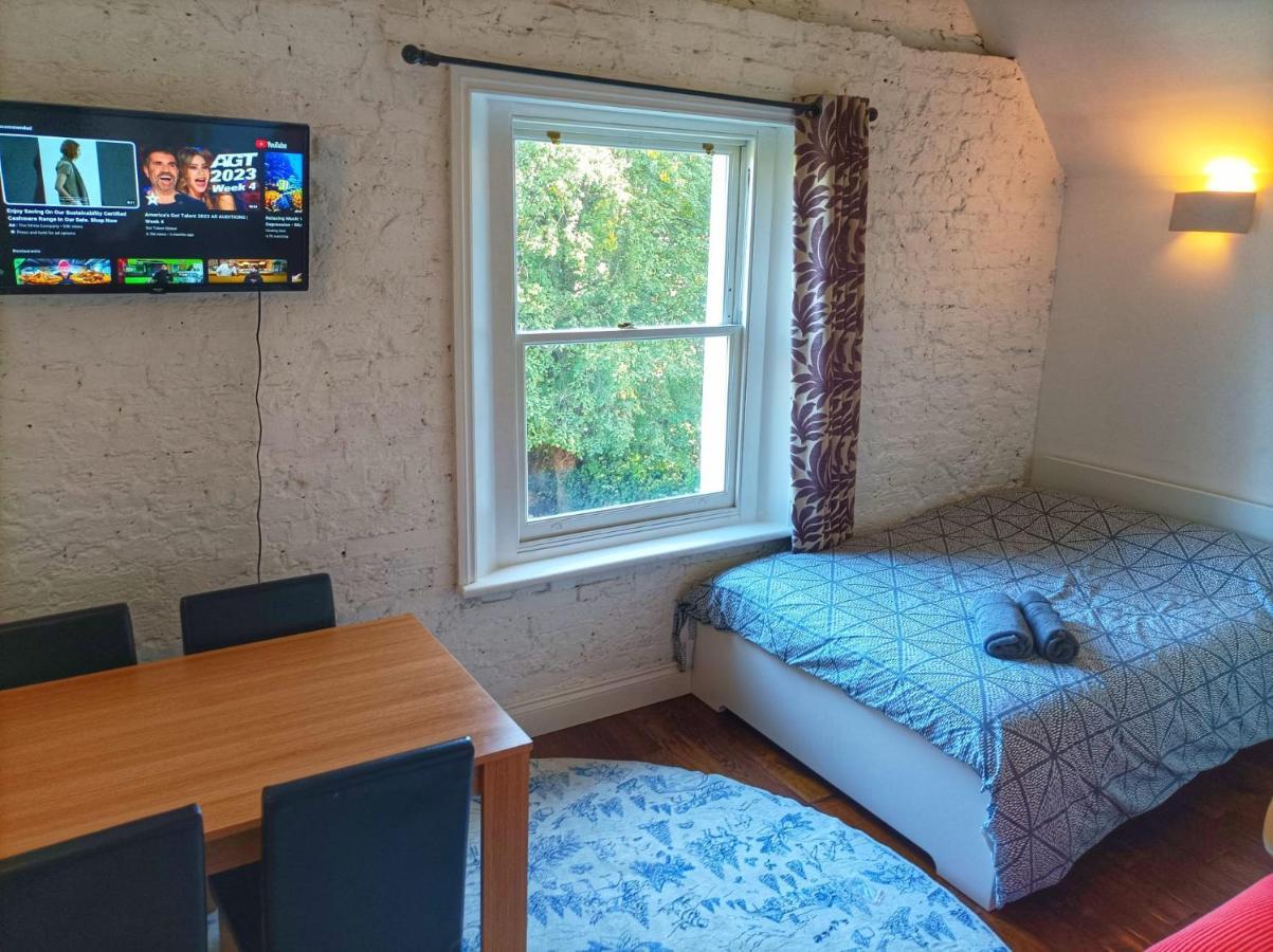 Mezzanine Style Studio Apartment 8 لندن المظهر الخارجي الصورة